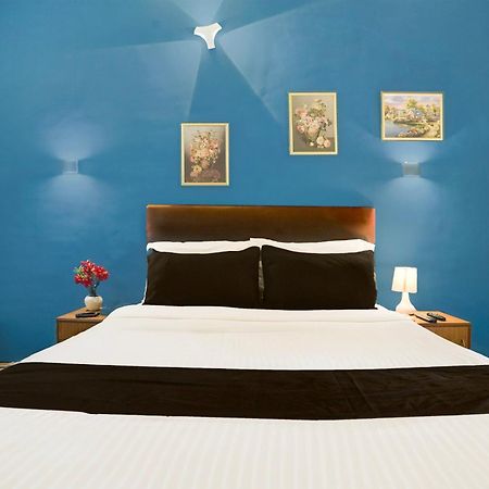 Super Townhouse Candolim Luaran gambar